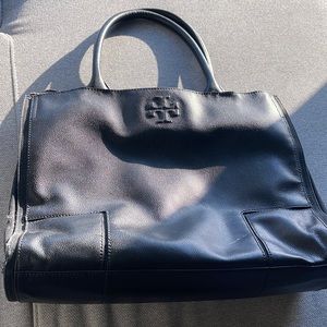 Tory burch tote! Great for work